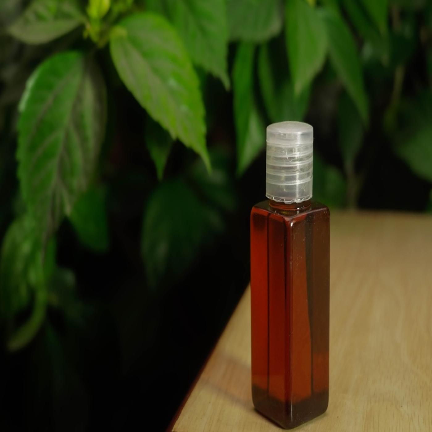 Kami No Chiu Herbal Oil